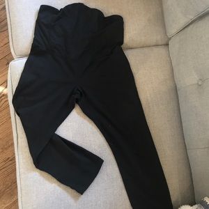 Ingrid & Isabel Maternity Black Capri Legging